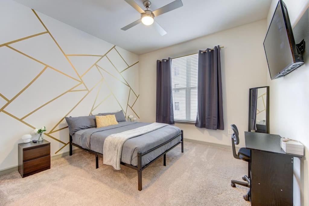 Fancy Apt Downtown. Pool. Gym. Lounge. Pet Ok Houston Bagian luar foto